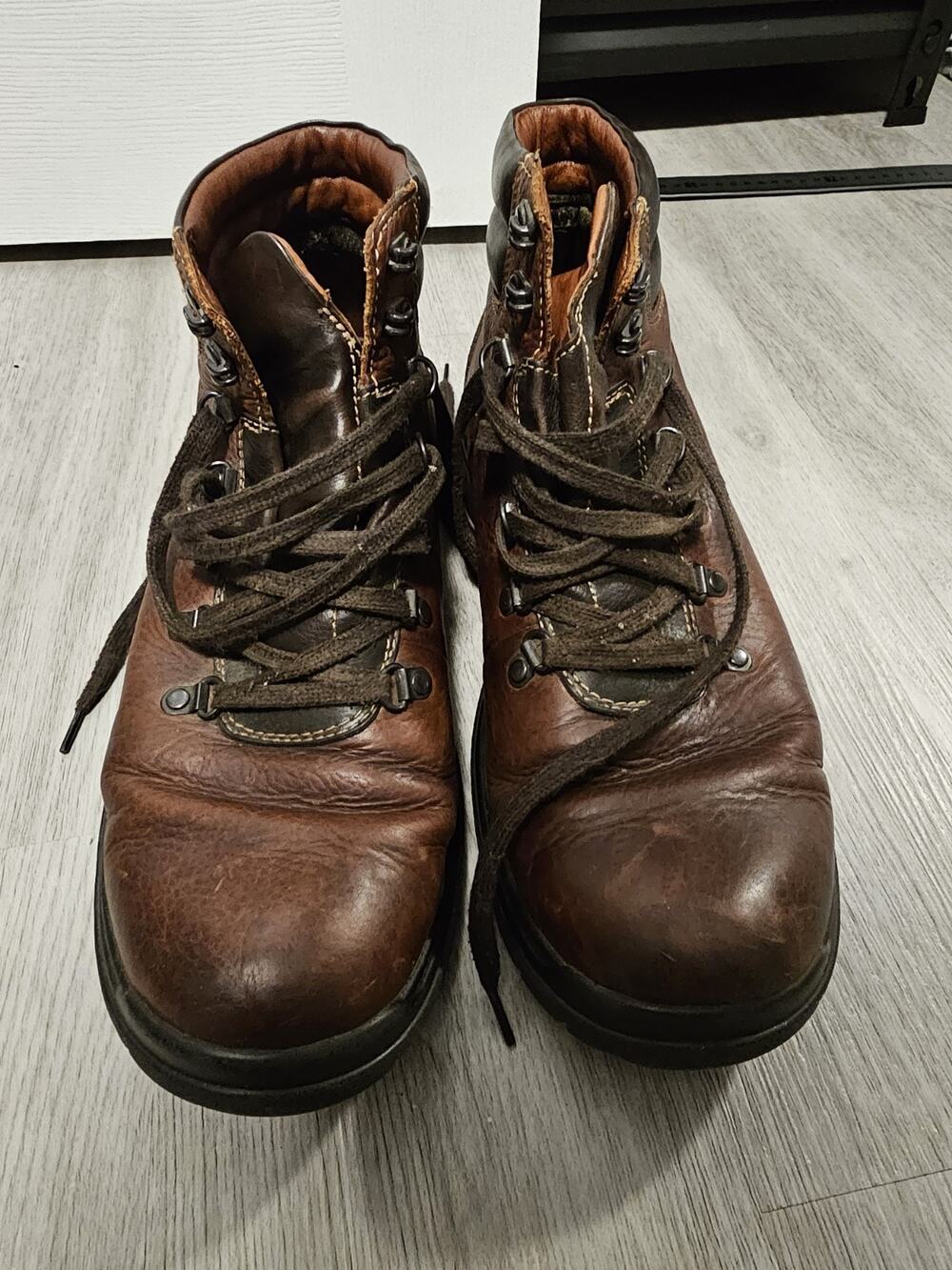 Johnston & Murphy Men's Boot Size 10 M Leather Brown 23-0693